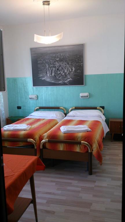 Bruzolo Hotel Paradise חדר תמונה