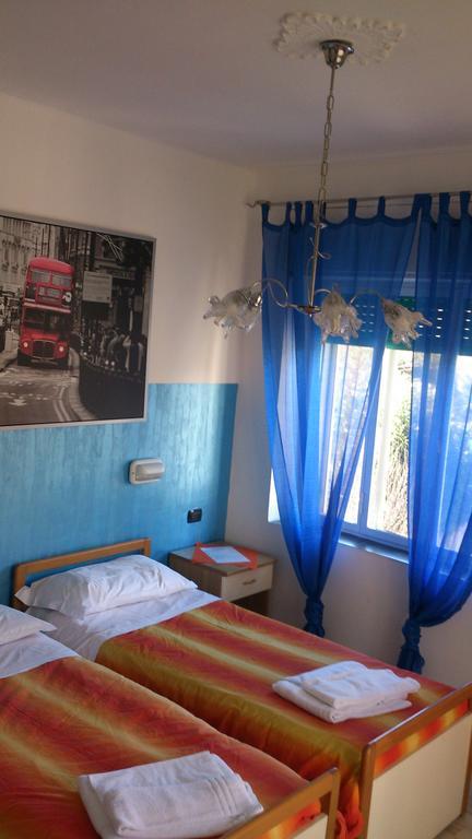 Bruzolo Hotel Paradise חדר תמונה