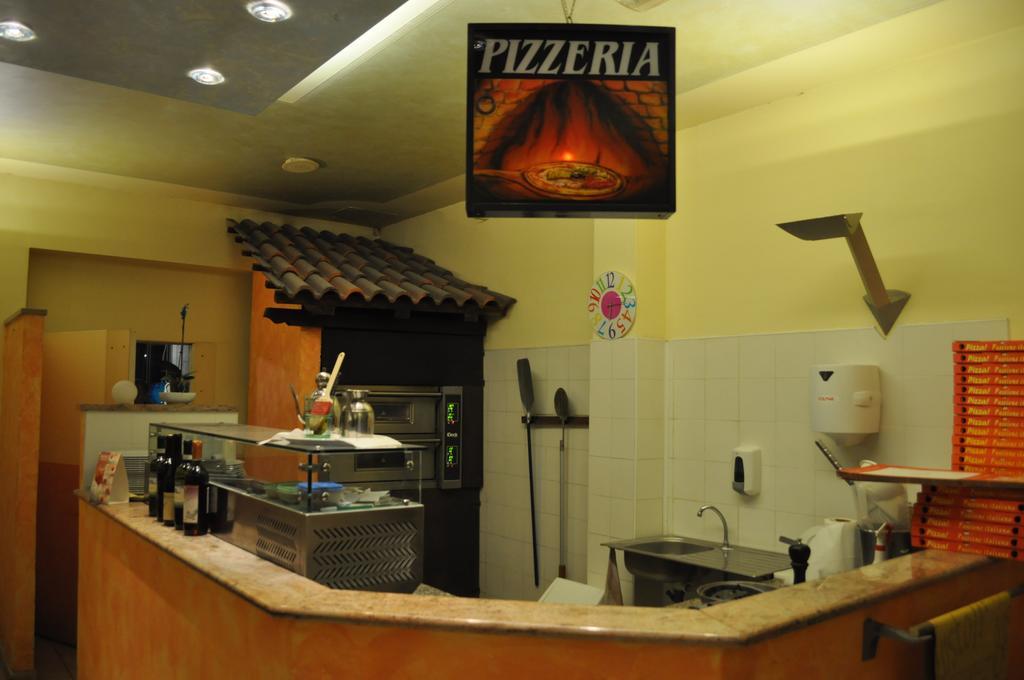 Bruzolo Hotel Paradise מראה חיצוני תמונה