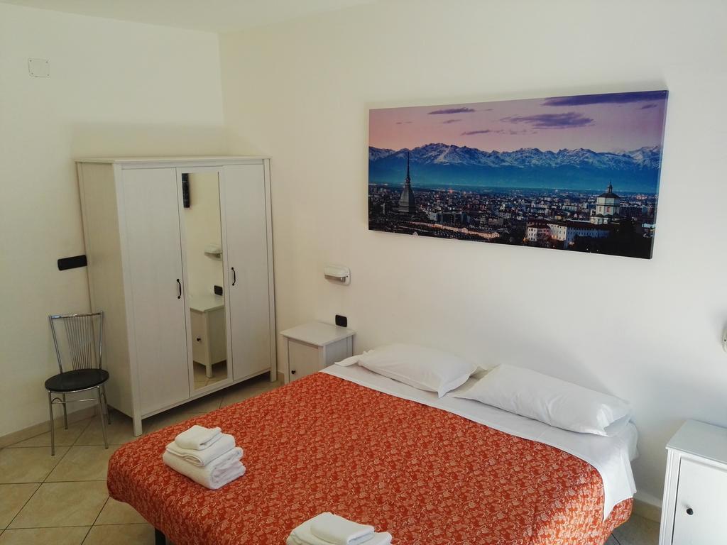 Bruzolo Hotel Paradise מראה חיצוני תמונה
